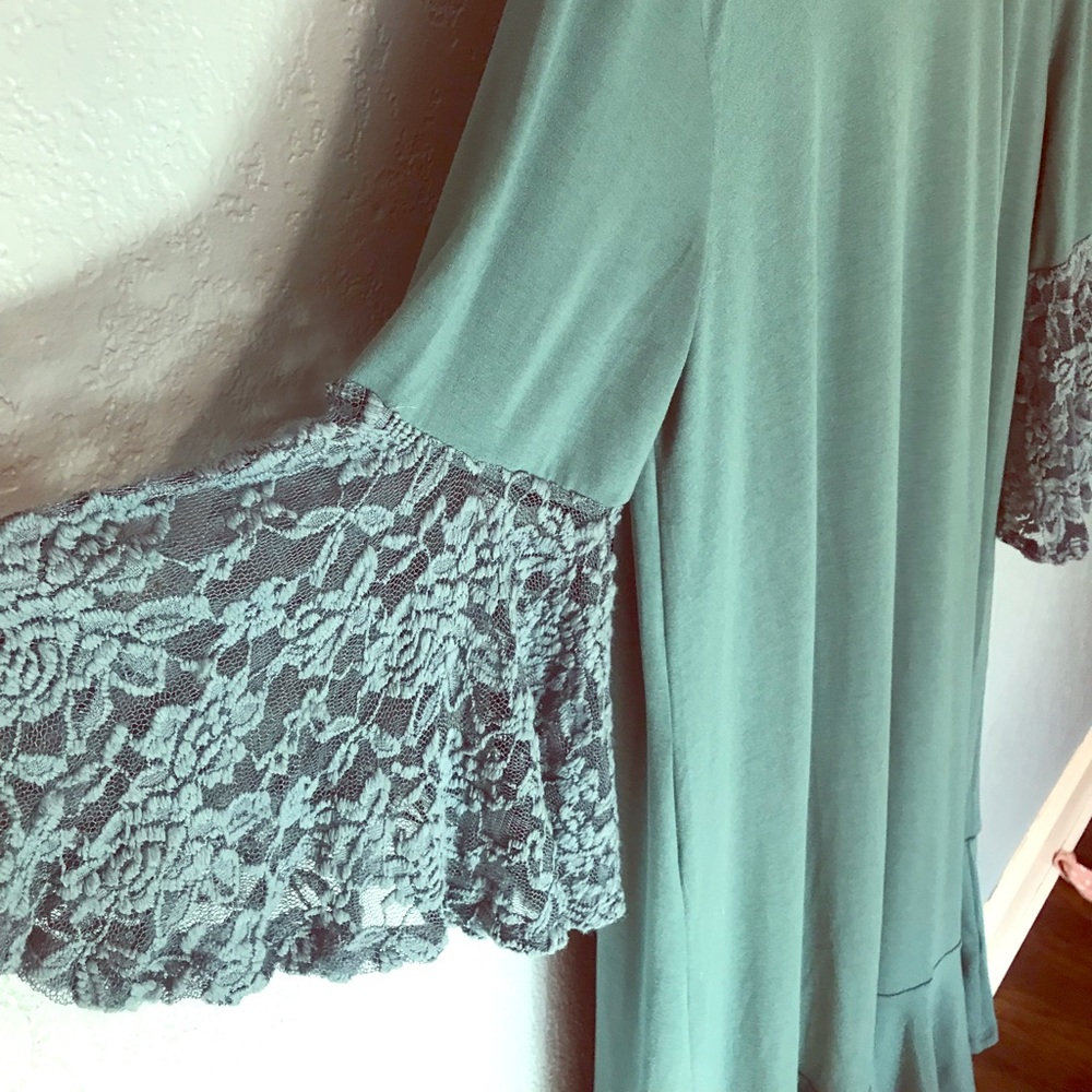 LulaRoe teal Maureen with lace sleeves